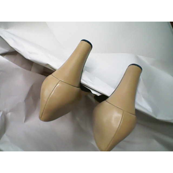 Bruno Magli Couture Beige Size 38 Chunky Heel Dress Pump - Picture 5 of 16